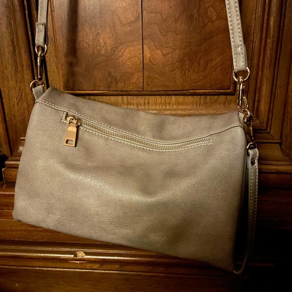 Gray/Gold Multi-Compartment Purse/Clutch Convertible - Picture 3 of 10